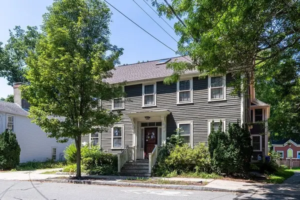 40 N Main St #3, Ipswich, MA 01938