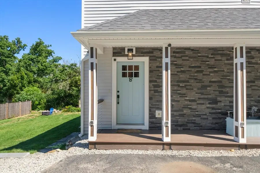 54 Canterbury St #B, Hingham, MA 02043 - #3