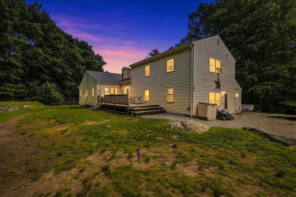 188 Maple St, Douglas, MA 01516 - #1