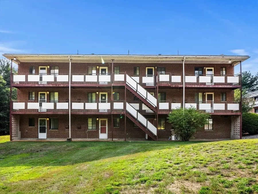10B Colonial Dr #1B, Andover, MA 01810 - #3