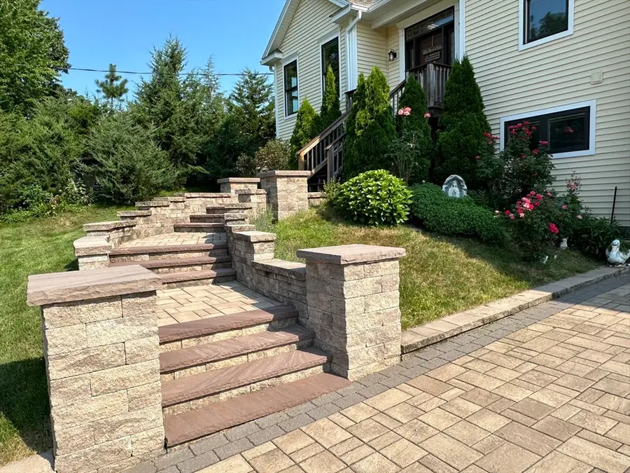 139 Blanchard St, Chicopee, MA 01020 - #3