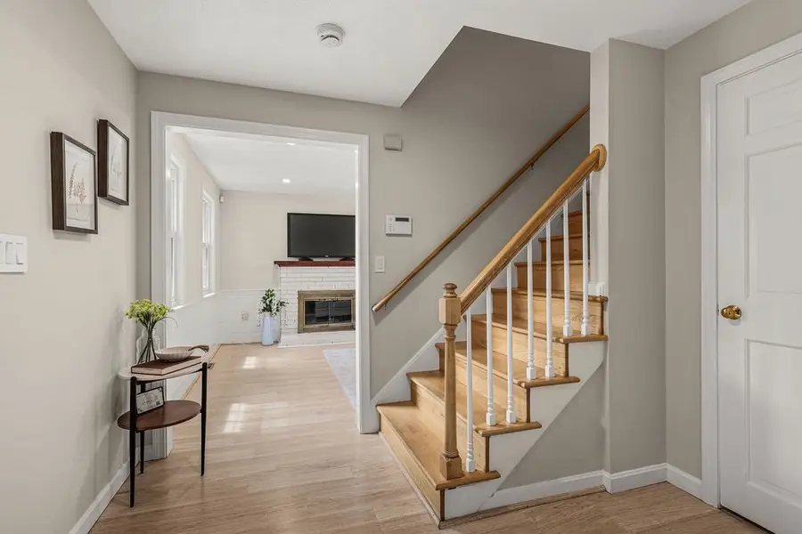 394 Old Farm Rd, Franklin, MA 02038 - #3