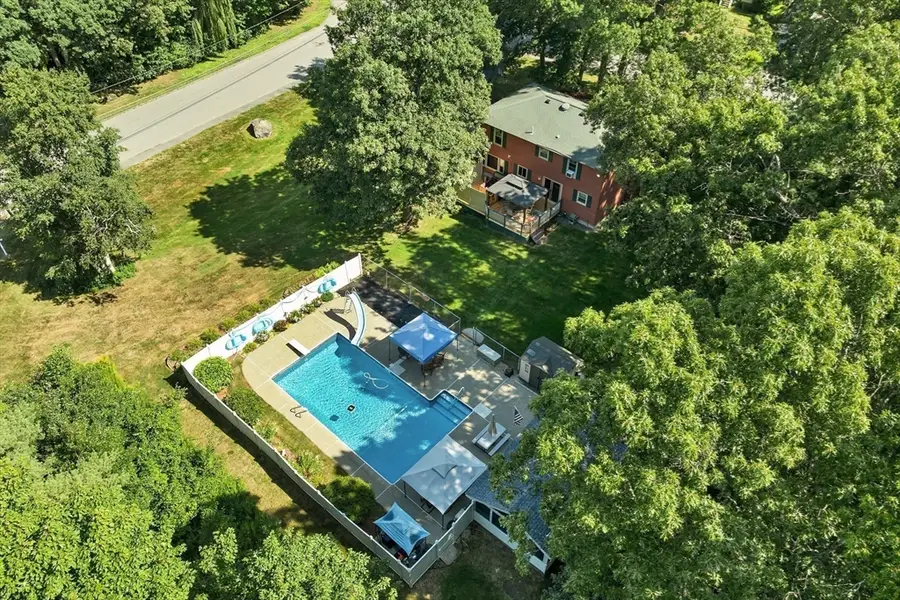 160 Pelczar Rd, Dracut, MA 01826 - #2