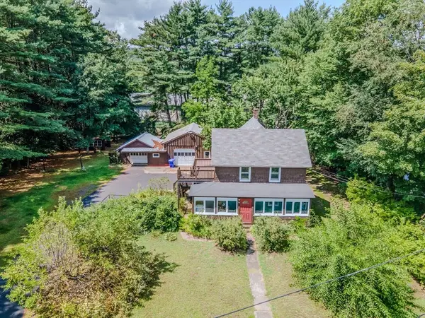 54 Fairview Street E, Greenfield, MA 01301