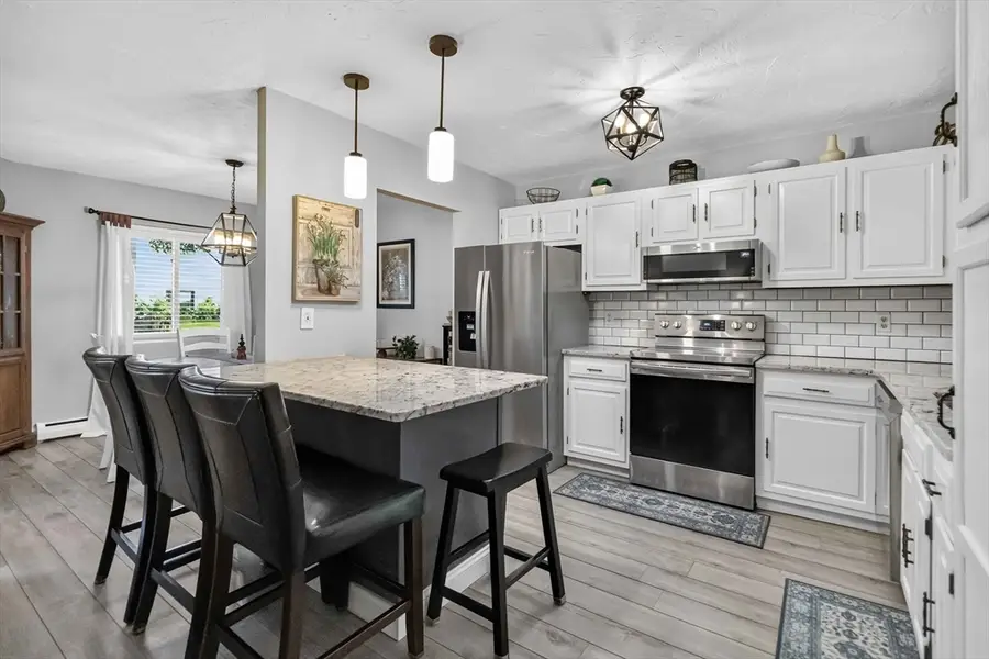 210 Fellsview Terrace #212, Stoneham, MA 02180 - #2