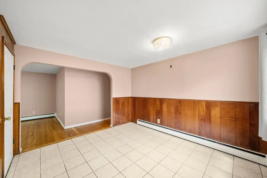 33 Cross St, Brockton, MA 02301 - #3