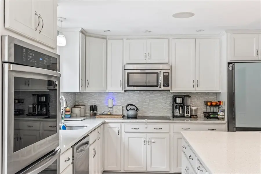 148 Rachel Dr, Taunton, MA 02780 - #2
