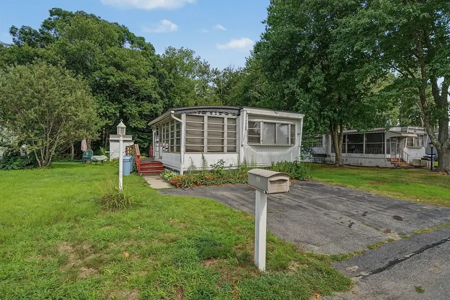 121 Mayflower Ave, Taunton, MA 02780 - #3