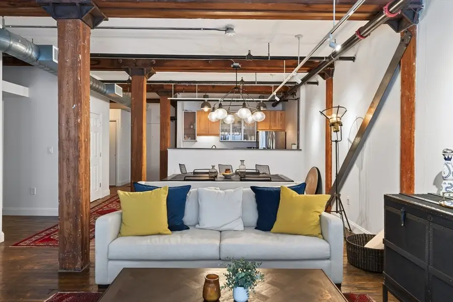 881 E 1st St #203, Boston, MA 02127 - #2