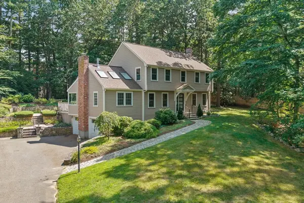 6 Phillips Rd, Sudbury, MA 01776