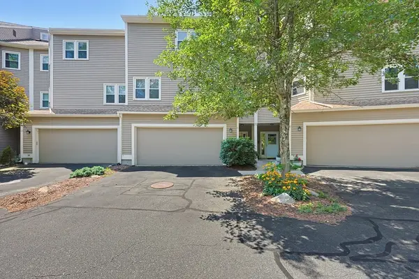 168 Upton St #11, Grafton, MA 01519