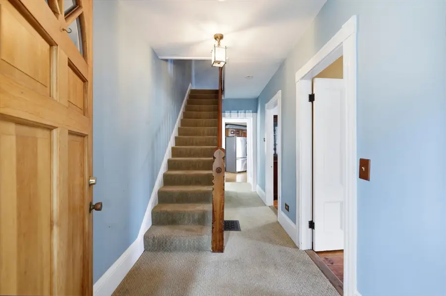 16 Collins St, Newburyport, MA 01950 - #3