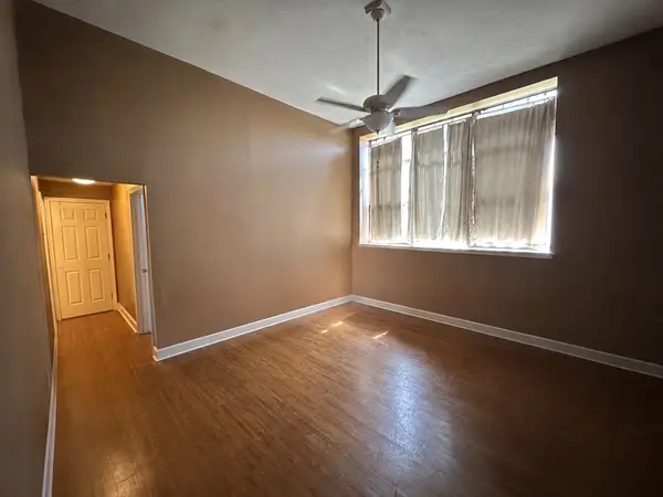 90 Mckinstry #106, Chicopee, MA 01013