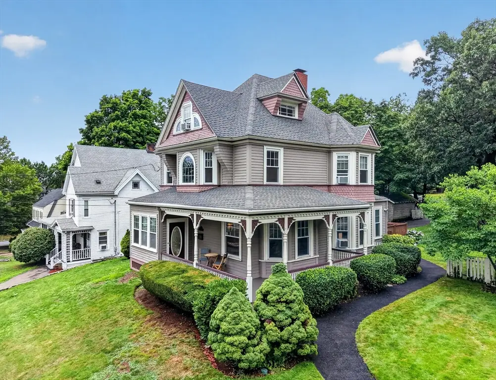 41 Maple St, Stoneham, MA 02180 - #1