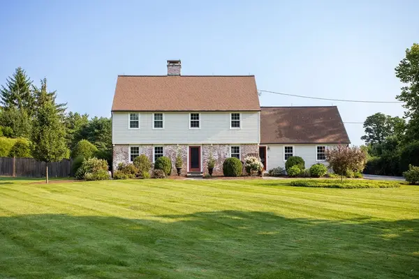 22 Post Rd, Lenox, MA 01240