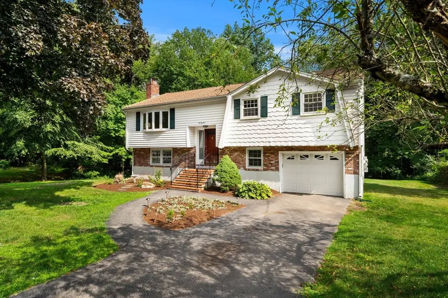 21 Freeport Dr, Burlington, MA 01803 - #2