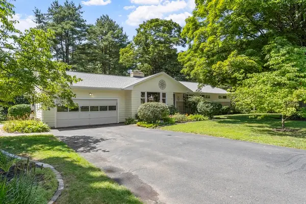 9 Cherry Ridge Rd, Acton, MA 01720