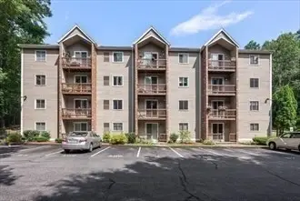 44 Maria Ave #105, Southbridge, MA 01550