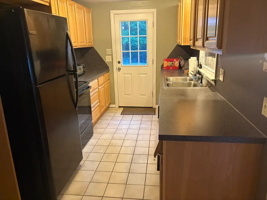 144 Coolidge Ave, Ludlow, MA 01056 - #2
