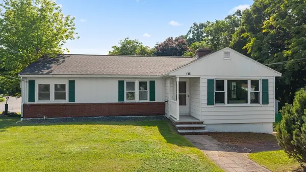 115 Crescent St, Shrewsbury, MA 01545