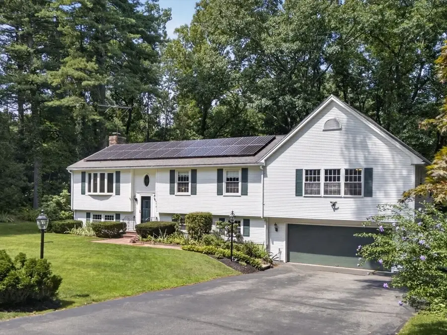 373 Raleigh Tavern Ln, North Andover, MA 01845 - #2