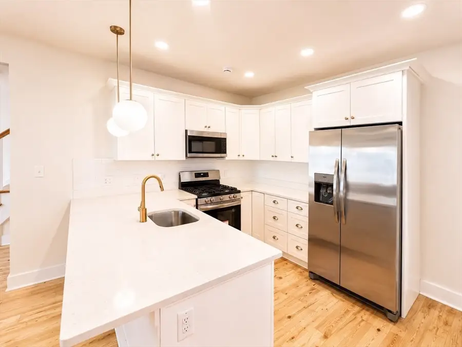 17-19 Clarence St, Boston, MA 02119 - #3