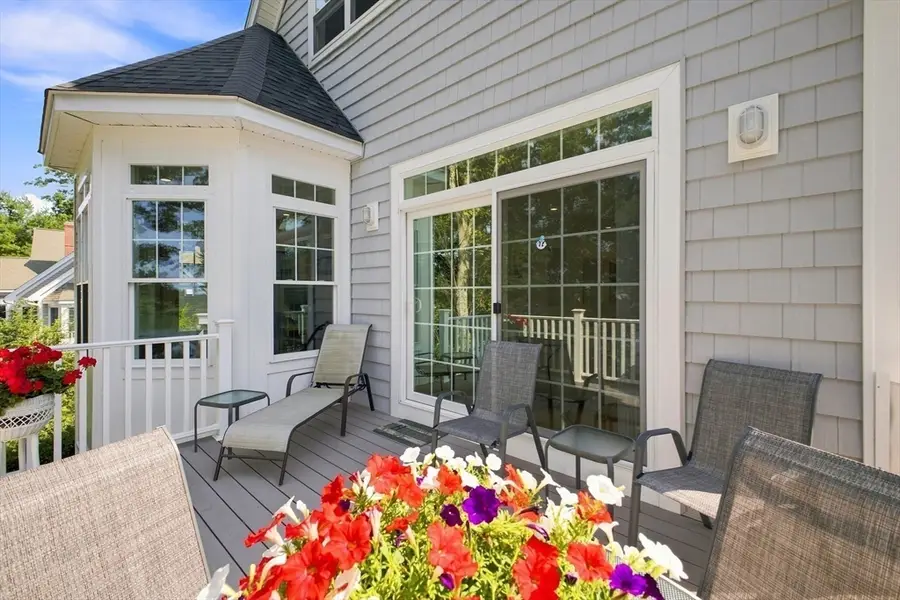 24 Laurelwood Dr, Webster, MA 01570 - #3