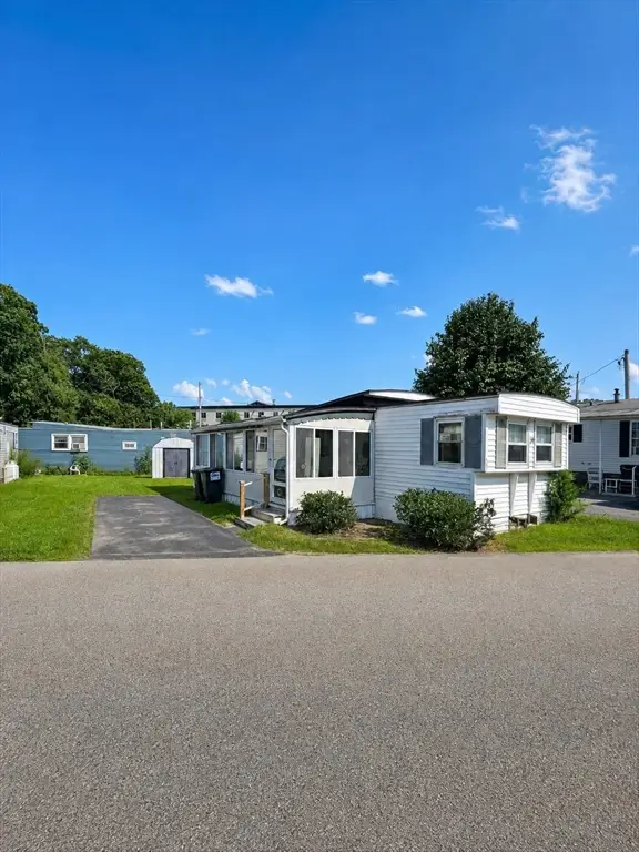 40 Melody Dr, Plainville, MA 02762 - #1
