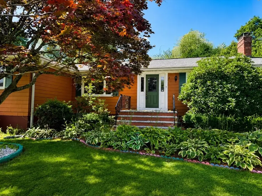 7 Fred Street, Burlington, MA 01803 - #2