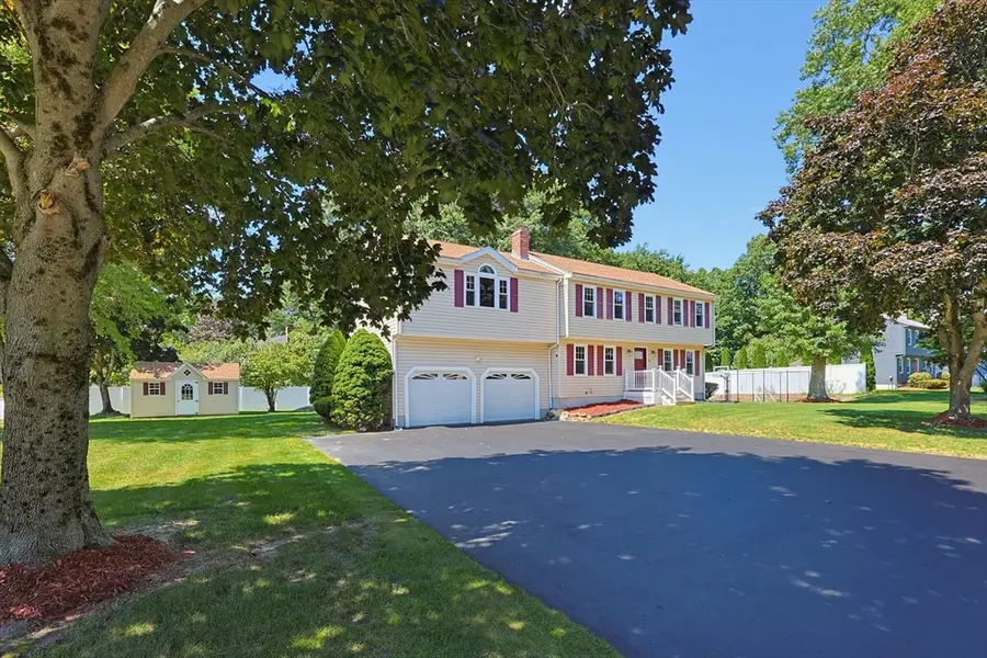 36 Westcott Rd, Hopedale, MA 01747 - #2