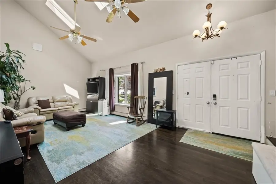 159 Greensboro Rd, Dedham, MA 02026 - #3