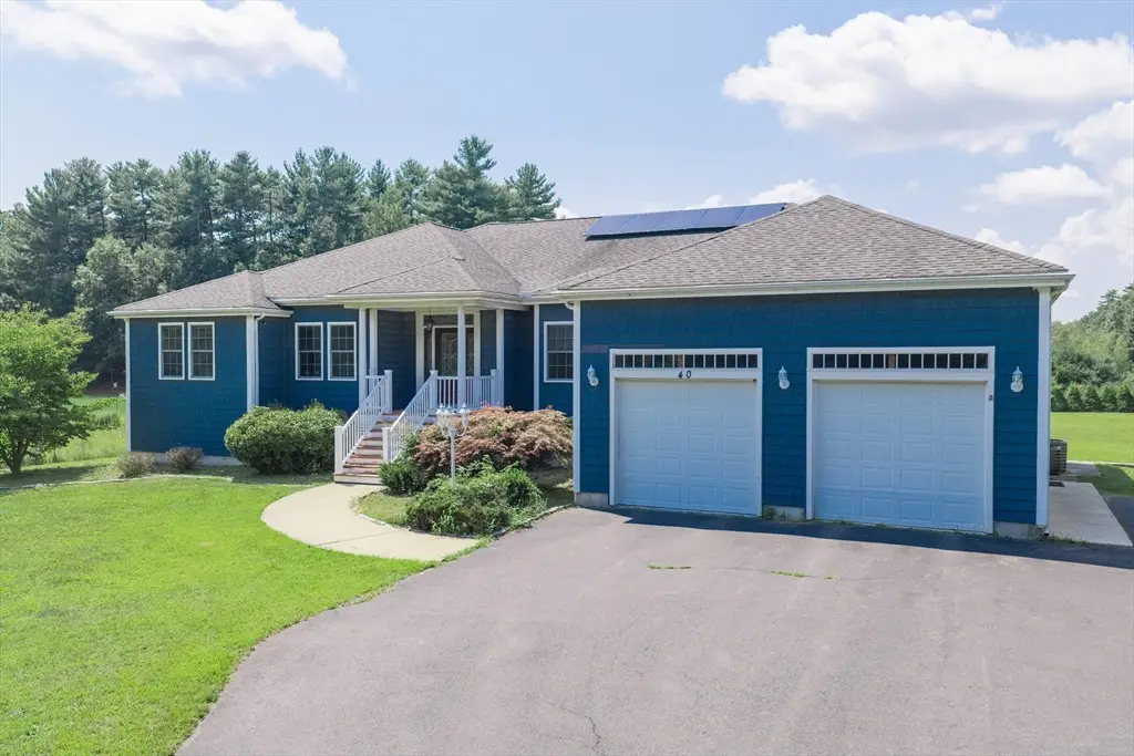 40 N Precinct St, East Taunton, MA 02718 - #1