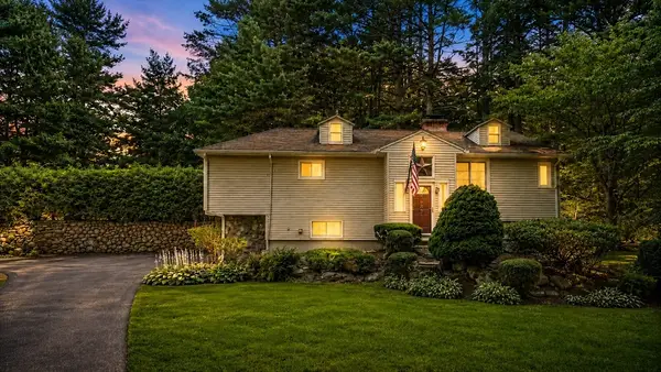 137 Wilson St, Spencer, MA 01562
