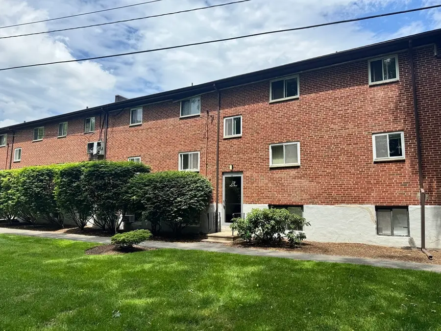 72 Bryon Rd. #2, Chestnut Hill, MA 02467 - #3
