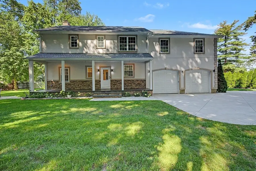 657 Silver St, Agawam, MA 01001 - #2