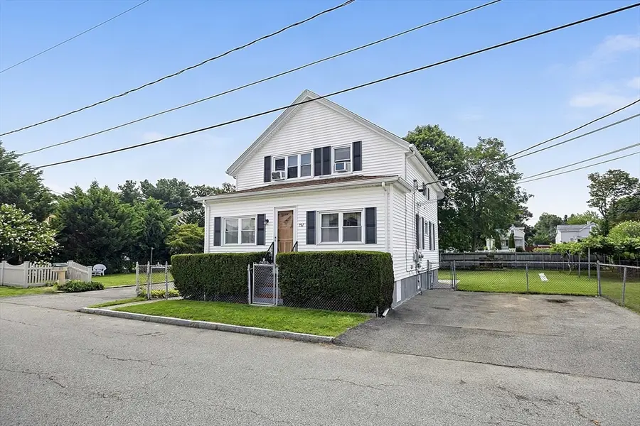 157 Denver Street, Fall River, MA 02724 - #3