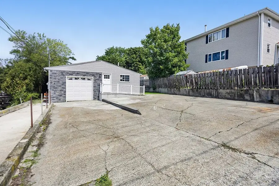 24 Emerson St, Fall River, MA 02720 - #3