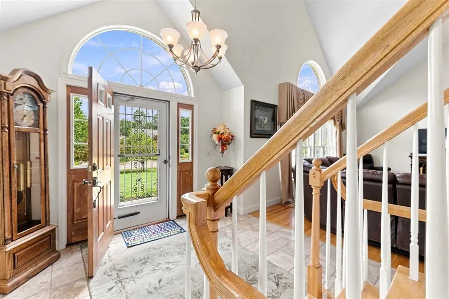 10 Edna Cir, Freetown, MA 02717 - #3