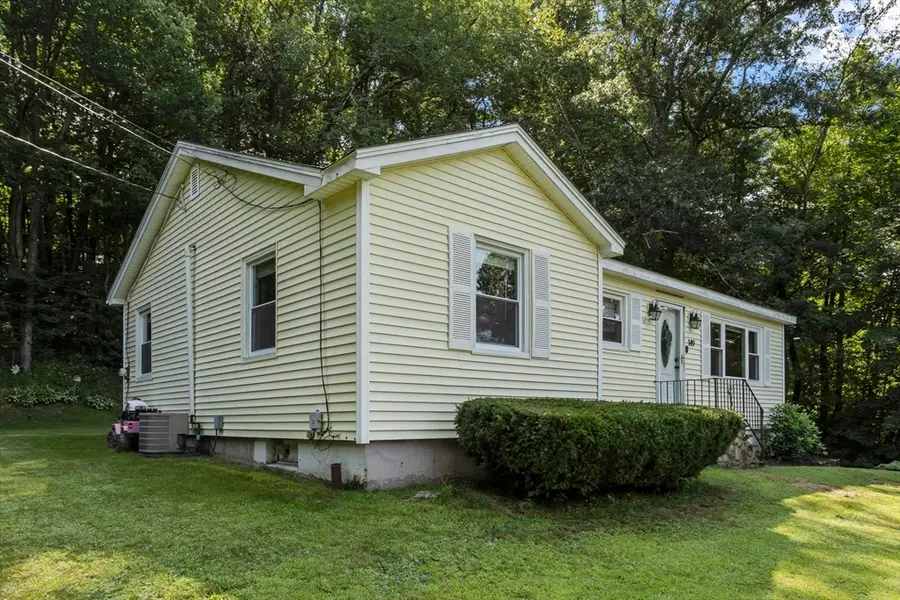 149 North St, East Brookfield, MA 01515 - #2