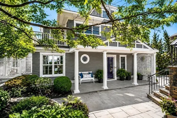 105 Little Nahant Road, Nahant, MA 01908