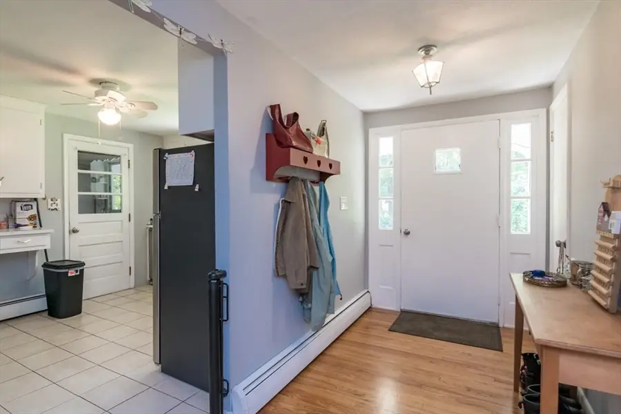 3 Montgomery Ave, Holyoke, MA 01040 - #3
