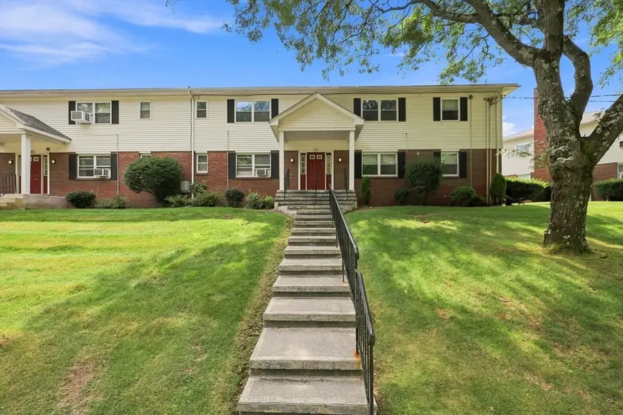 90 Colonial Cir #C, Chicopee, MA 01020 - #2