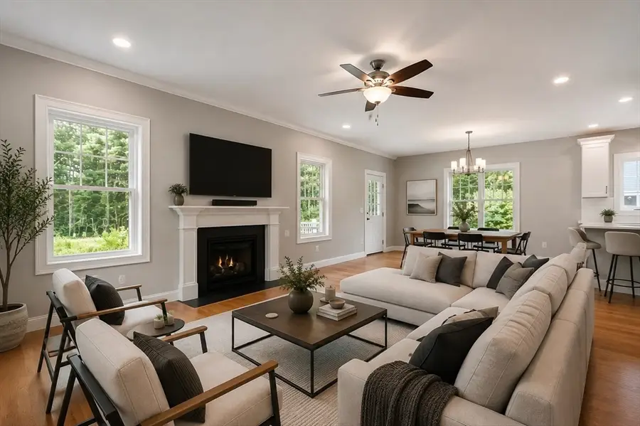 20 Curley Cir, Ayer, MA 01432 - #2