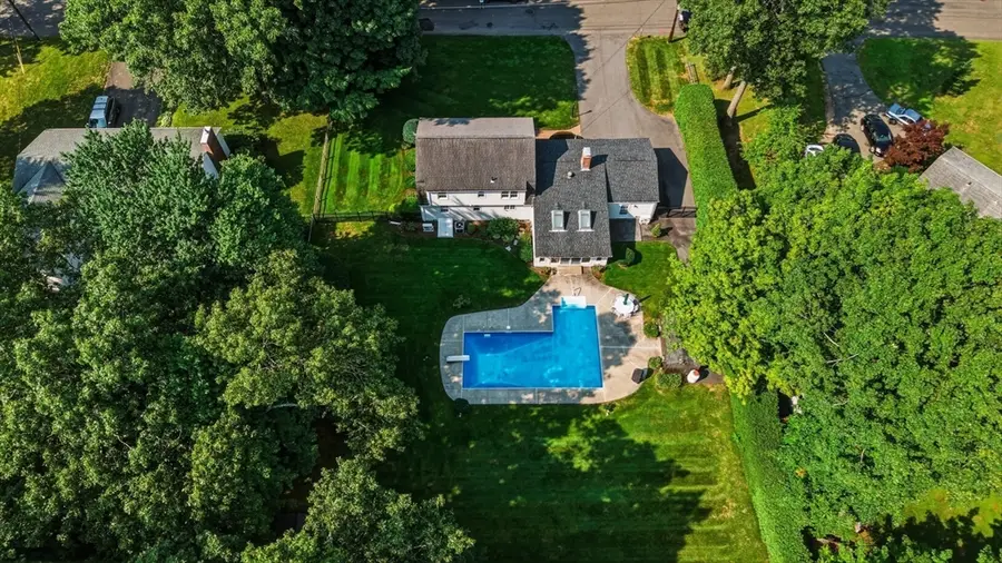 71 Cedar Rd, Longmeadow, MA 01106 - #2