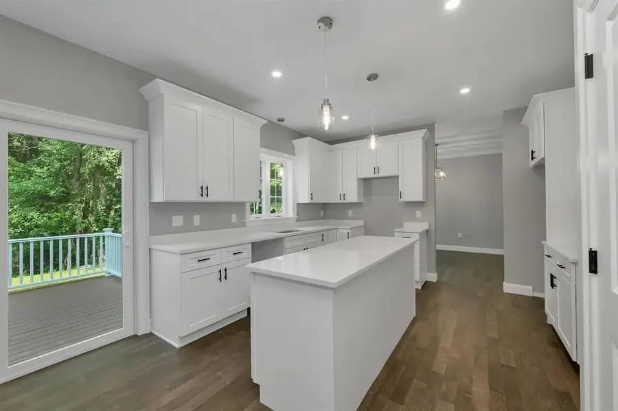 60 Jenkins Rd, Bedford, NH 03110 - #2
