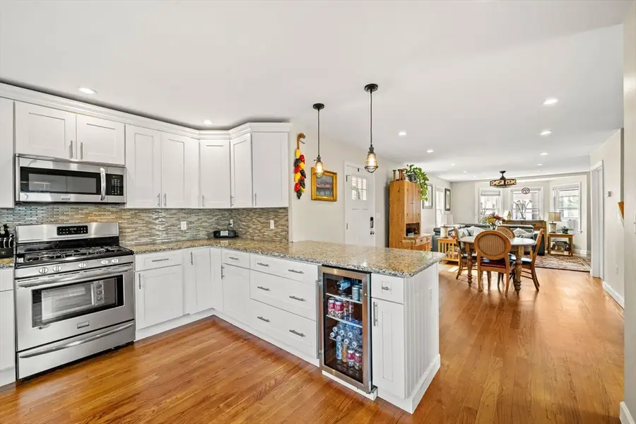 15 Beacon St, Salem, MA 01970 - #2