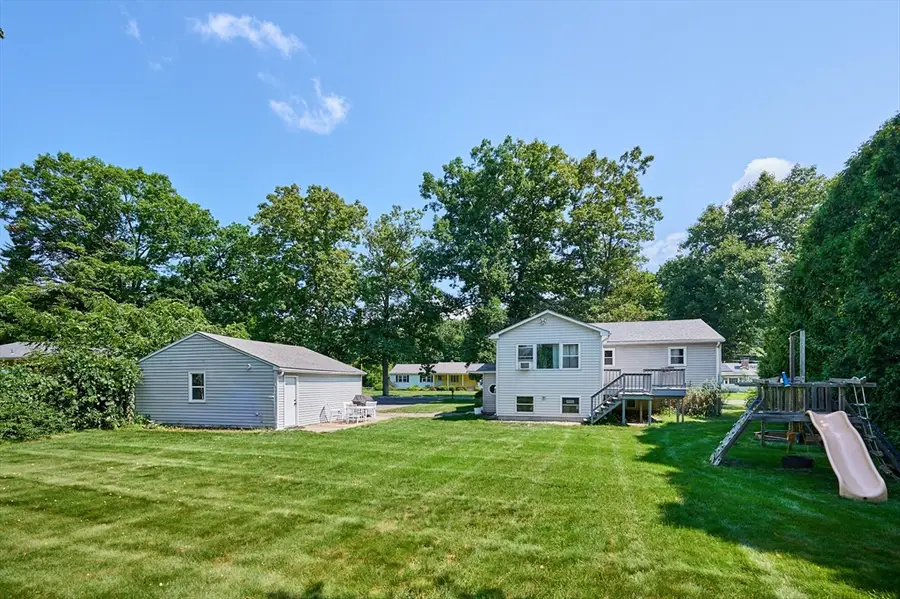 26 Oliver St., Easthampton, MA 01027 - #3