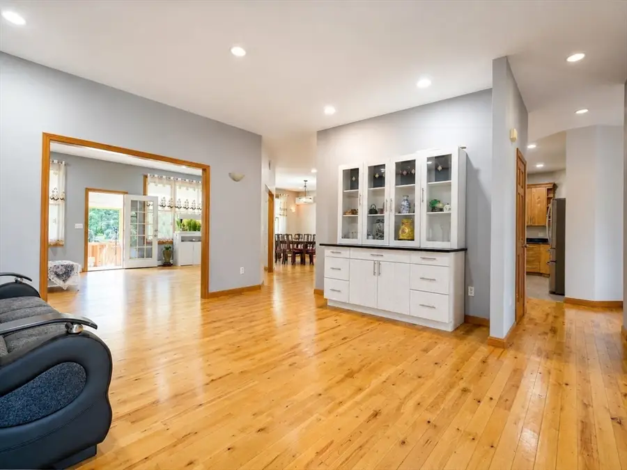 36 E Brookfield Rd, North Brookfield, MA 01535 - #2