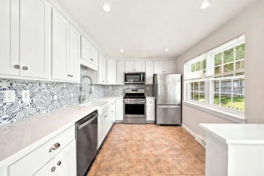 13 Meyer Ter #13, Canton, MA 02021 - #2