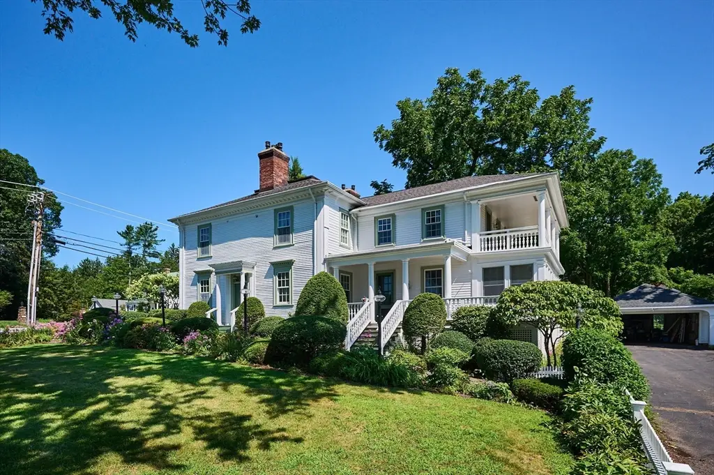 25 Woodbridge St, South Hadley, MA 01075 - #1